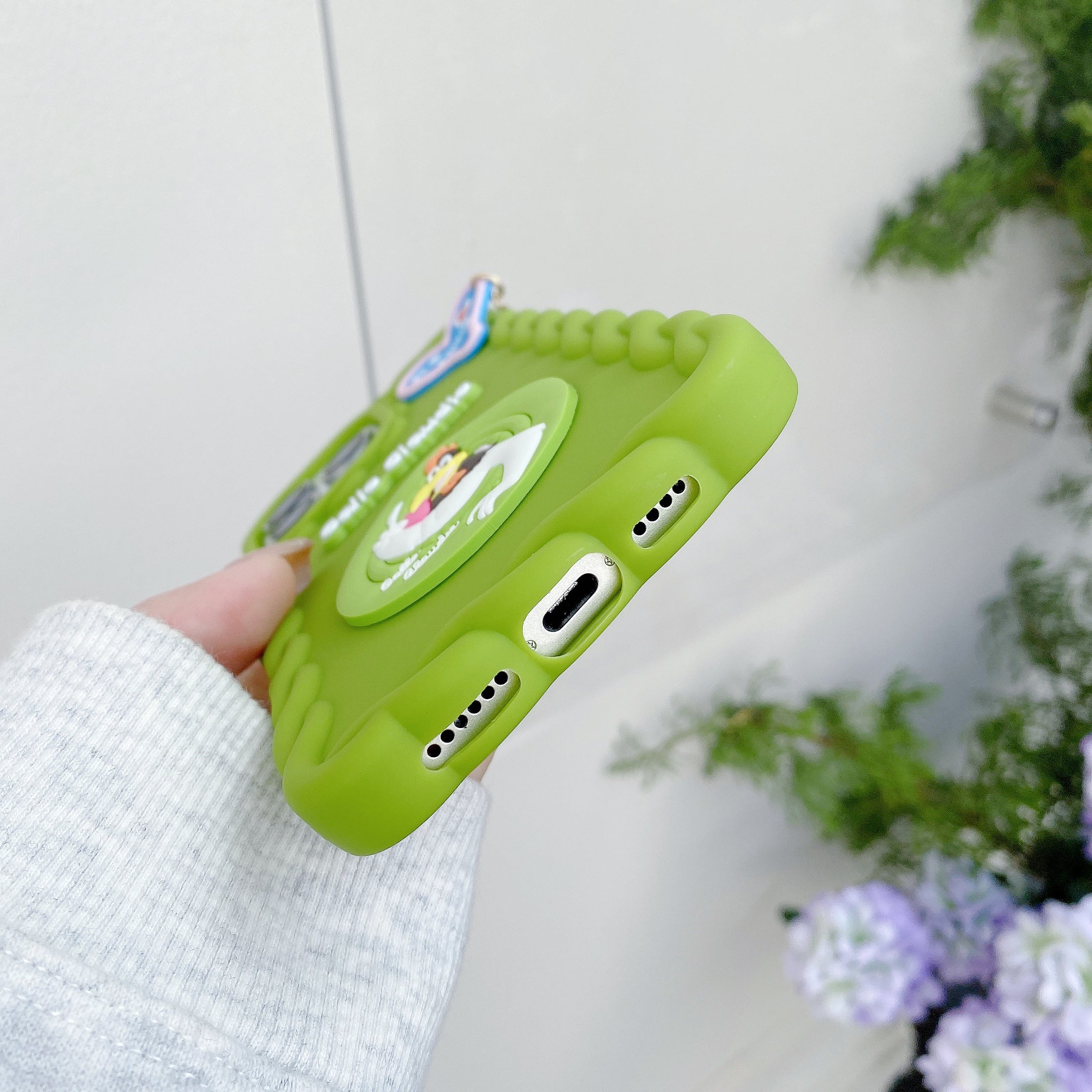 Looney Tunes Cartoon Chic Silicone Phone Cases For iPhone