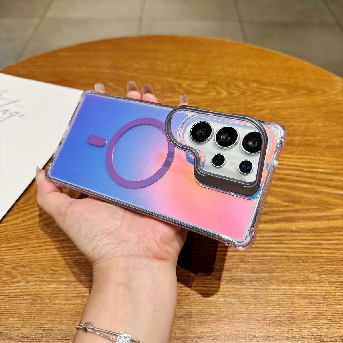 Galaxy S25 Ultra MagSafe Case with Camera Stand - Holographic Shockproof Cover
