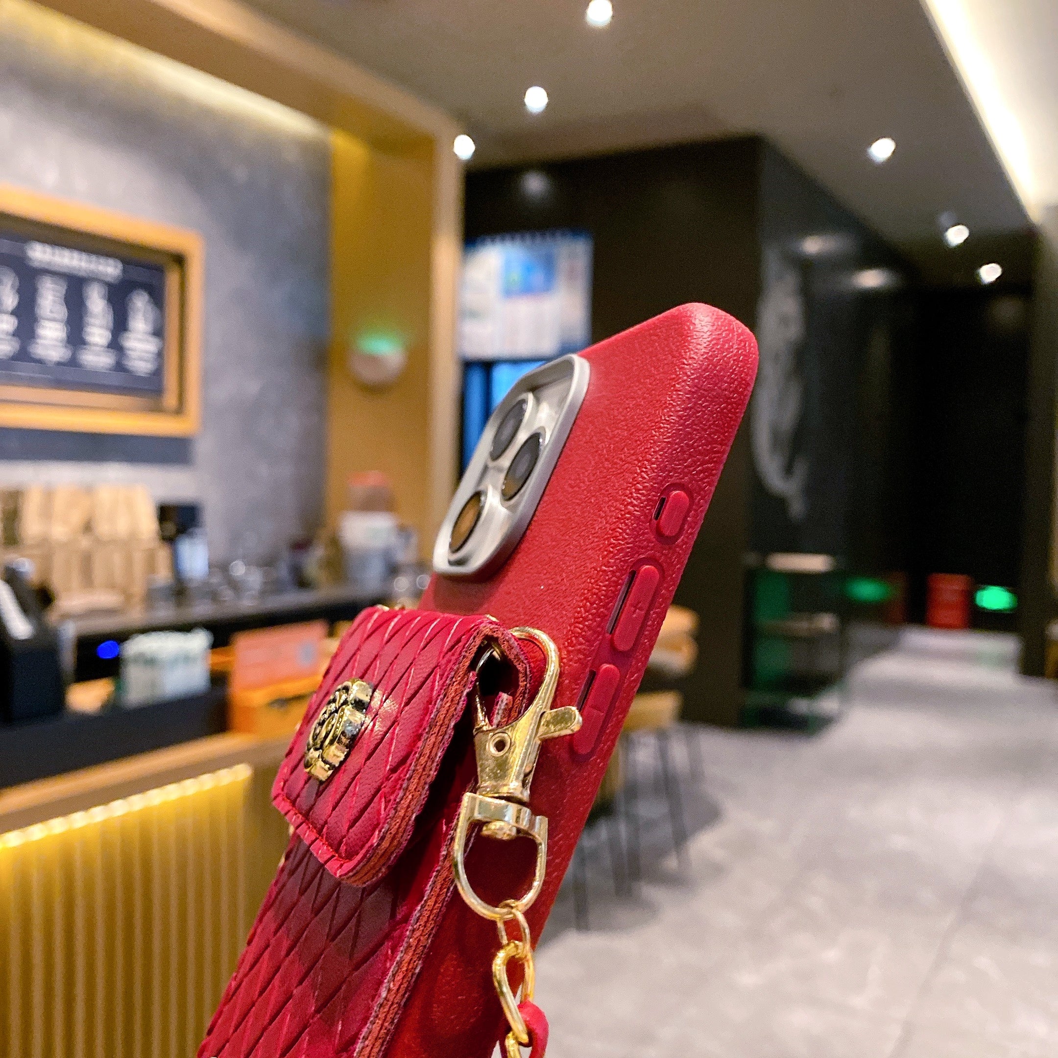 Red Diva Luxe Crossbody Gold Chain Silicone Phone Cases For iPhone