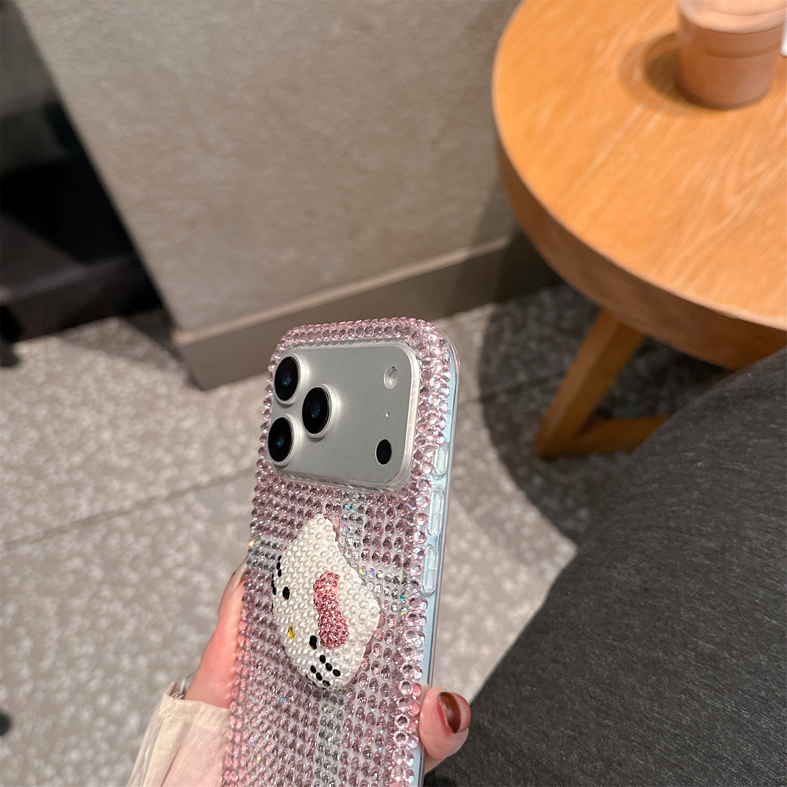 Frosted Pearl Feline Bling case