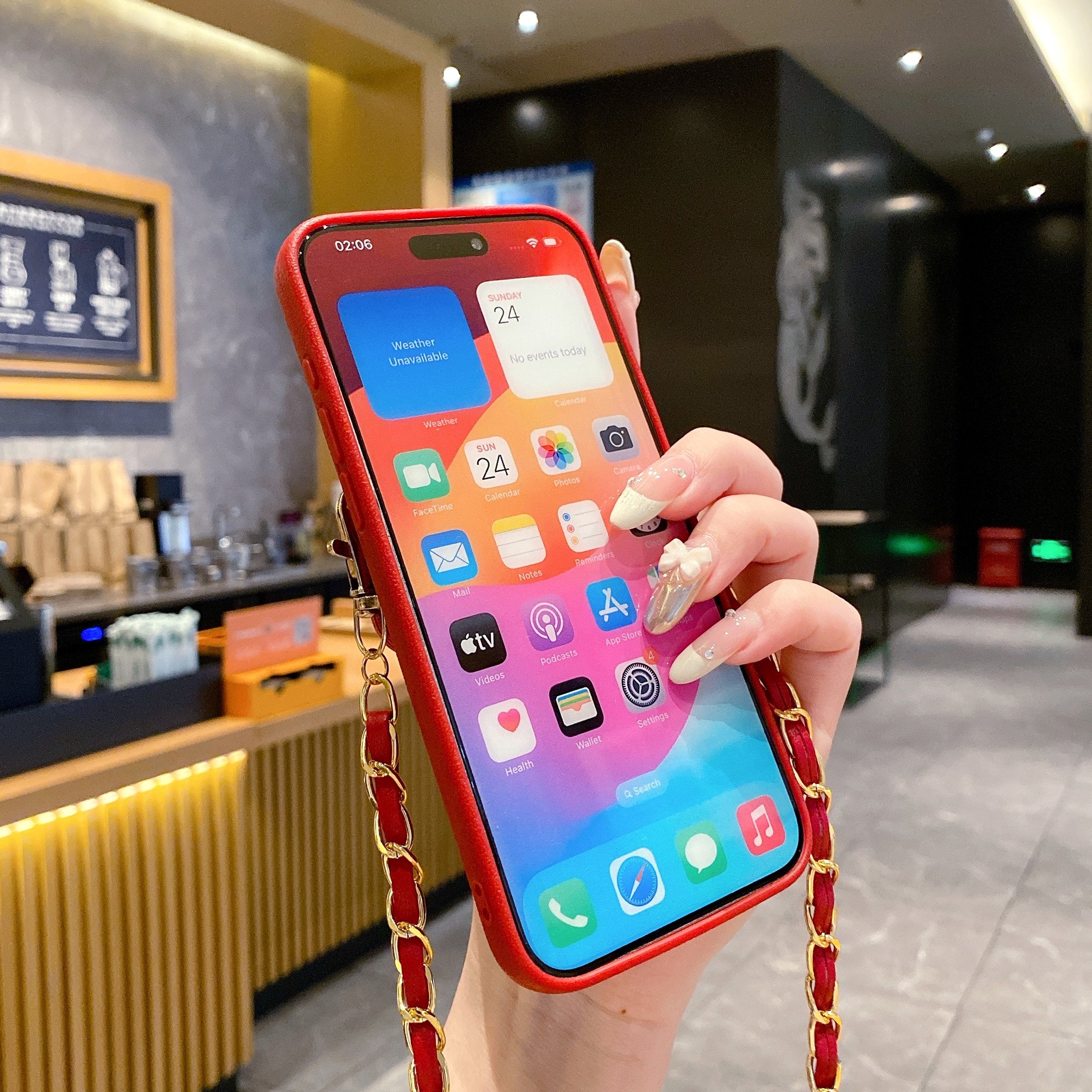 Red Diva Luxe Crossbody Gold Chain Silicone Phone Cases For iPhone