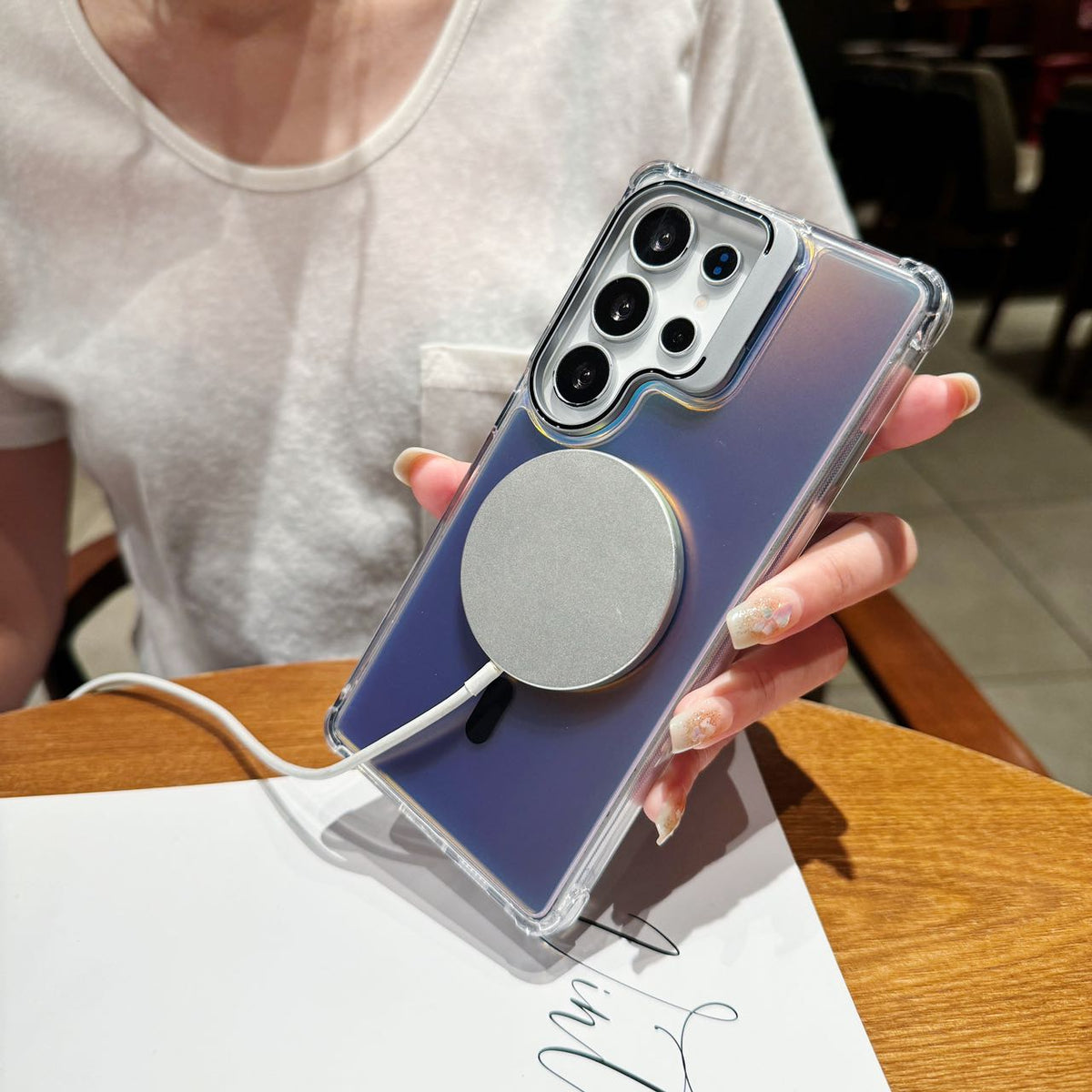 Galaxy S25 Ultra MagSafe Case with Camera Stand - Holographic Shockproof Cover