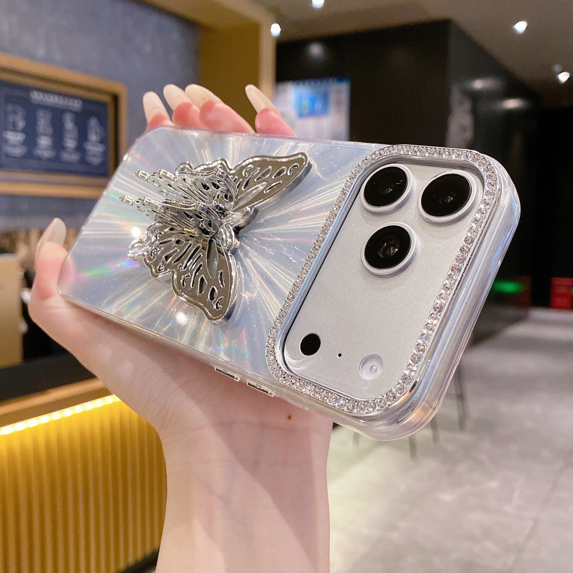 Luxe Wing Shine Case With Diamond Edge and Shimmer Effect Silicone Case For iPhone