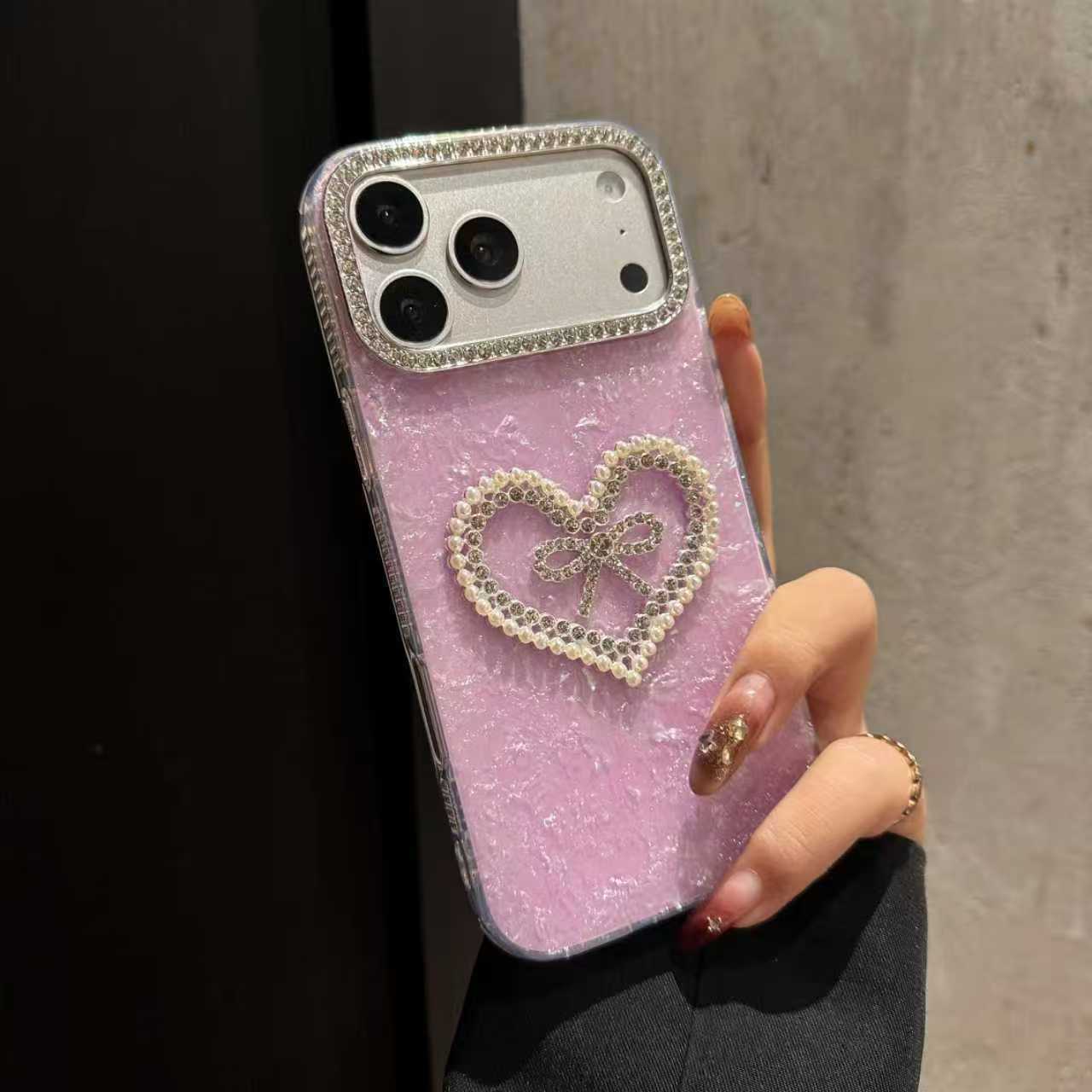 The Serene Sovereign: Pearl-Encrusted Heart with Diamond Bow Lavender Art Silicone Case For iPhone
